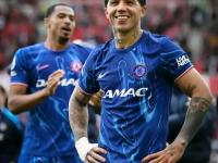 贝博体育-凯恩在切尔西比赛中绝杀，关键助攻引发热议！的简单介绍