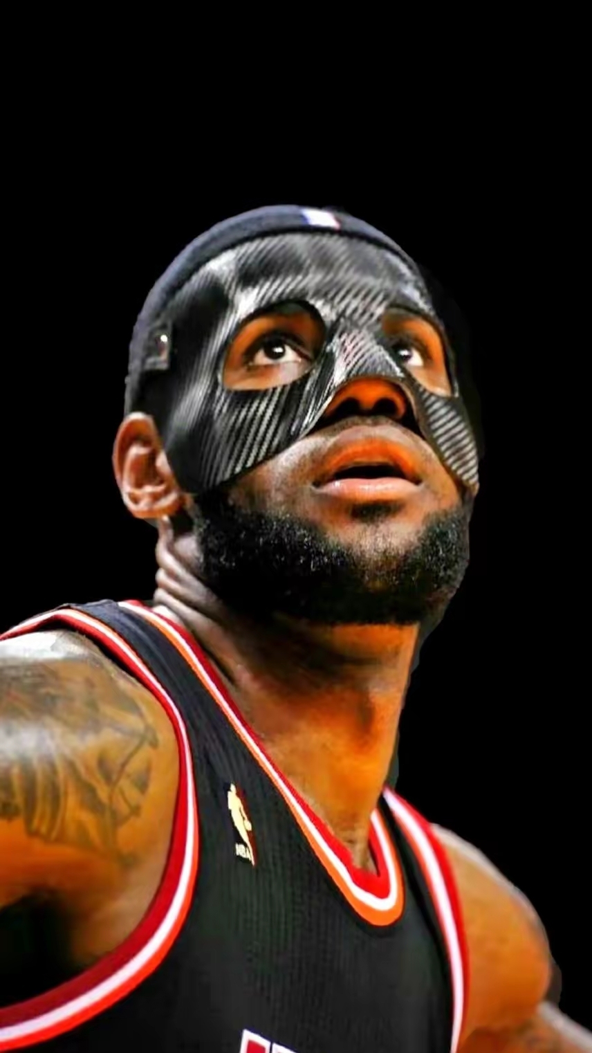 包含詹姆斯爆冷击败巴塞罗那，高光表现引爆全场！的词条